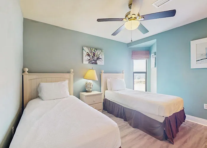 13th-floor Gulf-front Corner Wincredible Views Balcony Shared Pool Gym Holiday home Gulf Shores