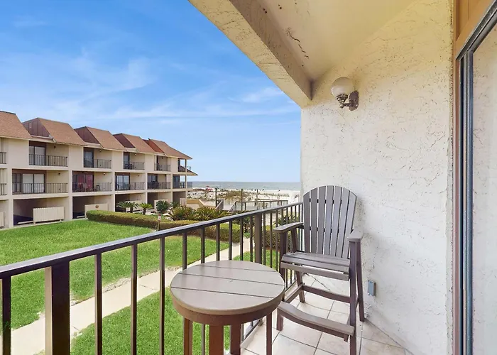 13th-floor Gulf-front Corner Wincredible Views Balcony Shared Pool Gym Holiday home Gulf Shores